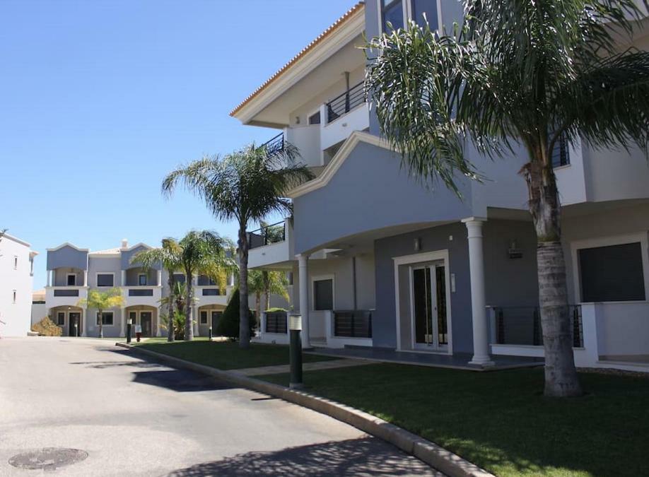 Quinta Do Pinheiro Residence อัลบูเฟรา ภายนอก รูปภาพ