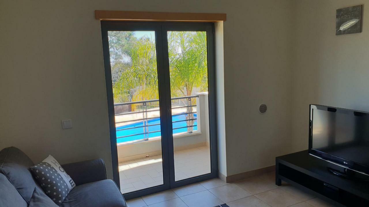 Quinta Do Pinheiro Residence อัลบูเฟรา ภายนอก รูปภาพ