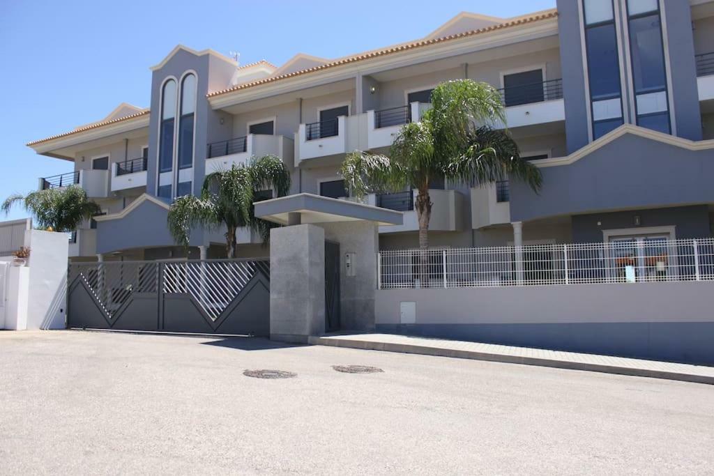Quinta Do Pinheiro Residence อัลบูเฟรา ภายนอก รูปภาพ